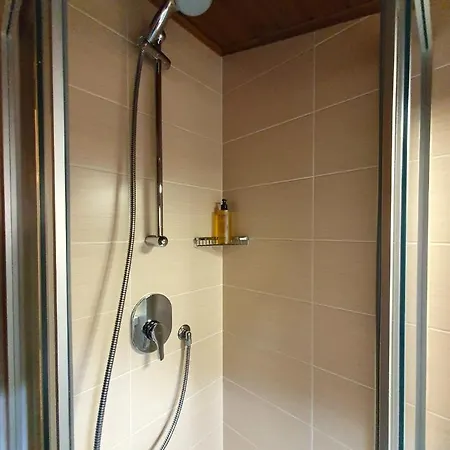 Altavilla Meuble فندق 2*